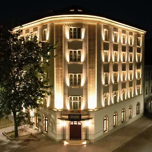The Crown Center - Handwritten Collection Accor Krakau